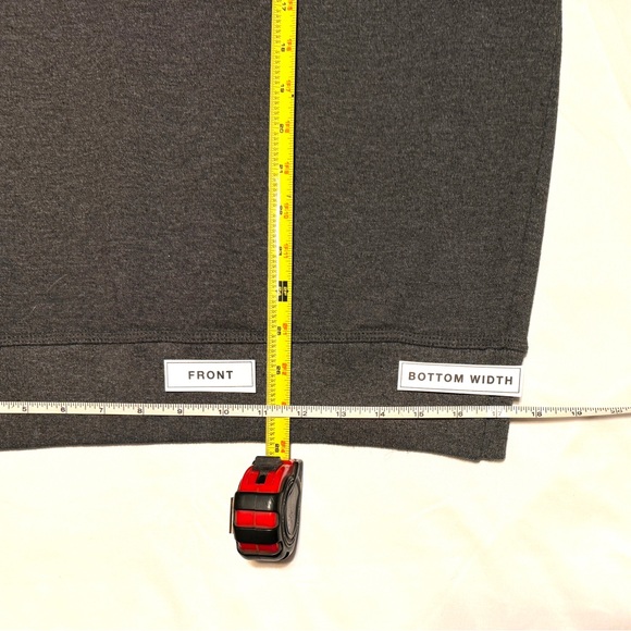 (M) CHAMPION DARK GRAY LONG SLEEVED SWEATSHIRT - Picture 9 of 9